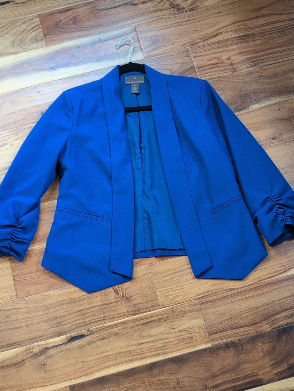 Fenn Wright Manson Vibrant Blue Open-Front Blazer. M